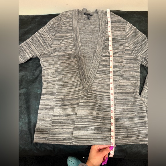 🔥Eileen Fisher Women’s Gray Striped Women's Sweater Size S EUC🔥 - Picture 5 of 6